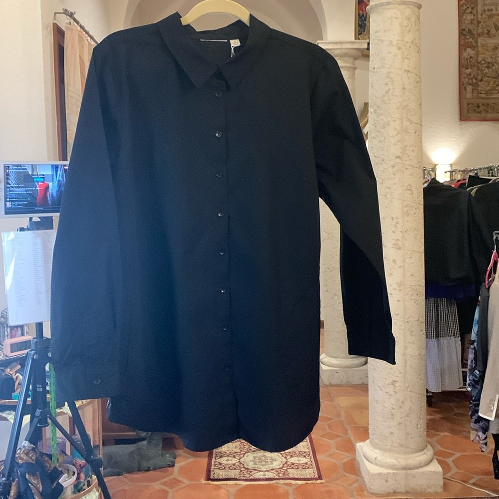 Black button-down shirt with sequin side insets Size Large